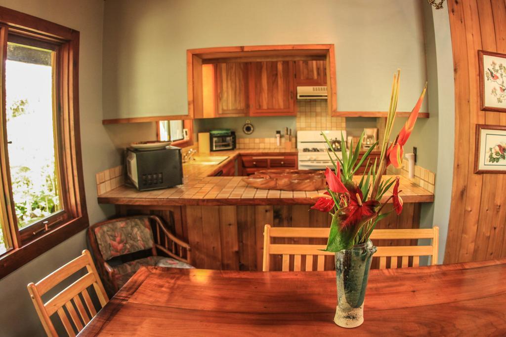 Volcano Village Lodge חדר תמונה